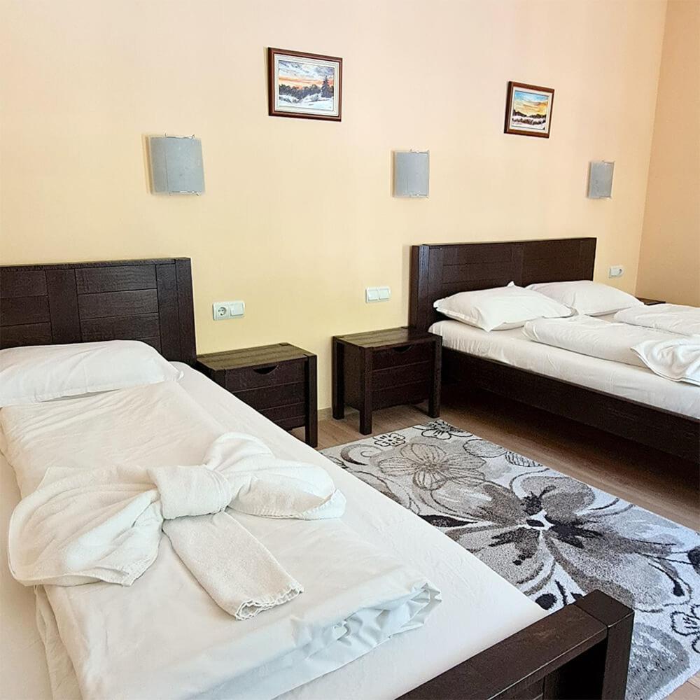 Family Hotel Chiflik Hills 部屋 写真